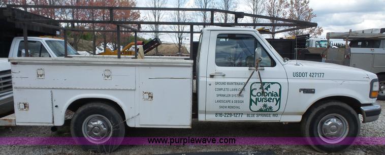 image for item K4610 1995 Ford F250 HD utility truck