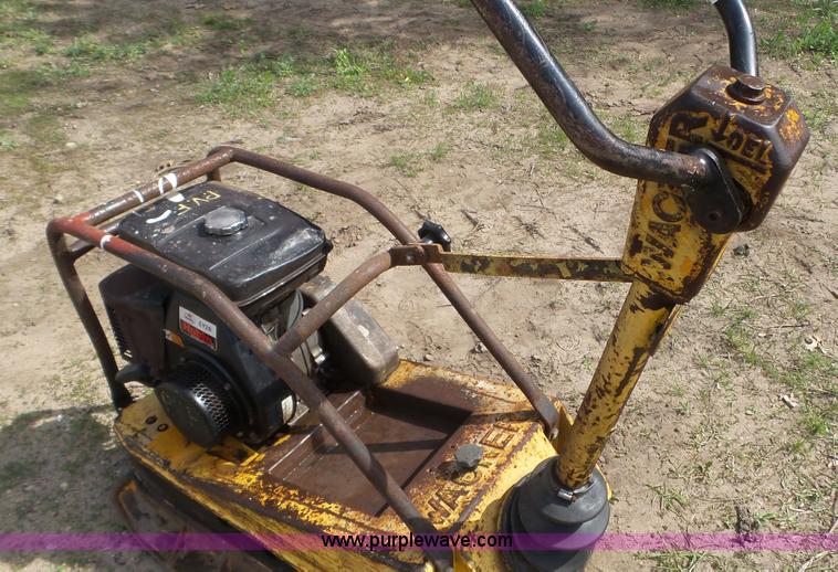 image for item K4675 Wacker plate compactor