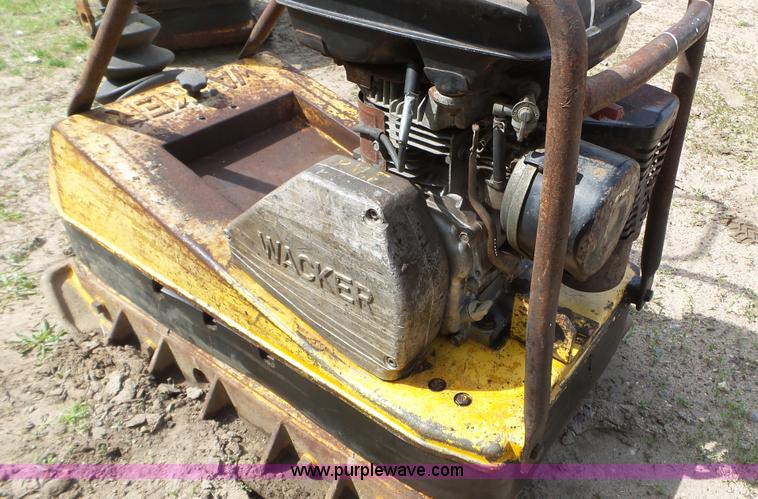 image for item K4675 Wacker plate compactor