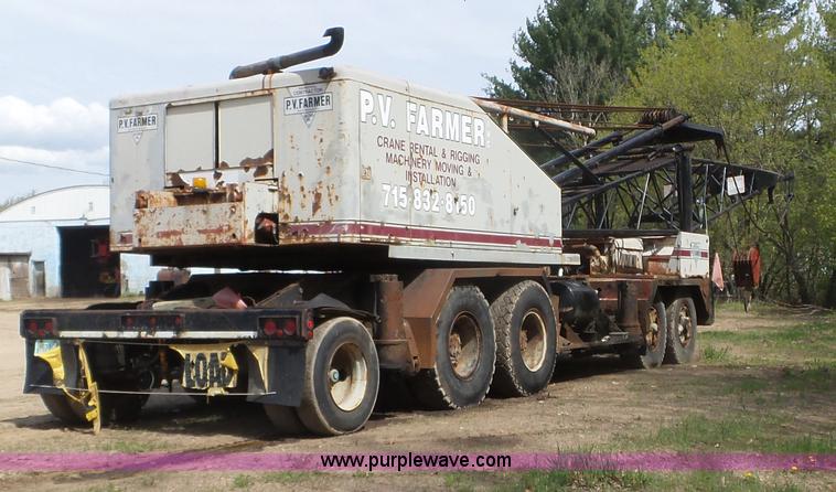 image for item K4677 1970 Link-Belt HC218 truck crane and trailer