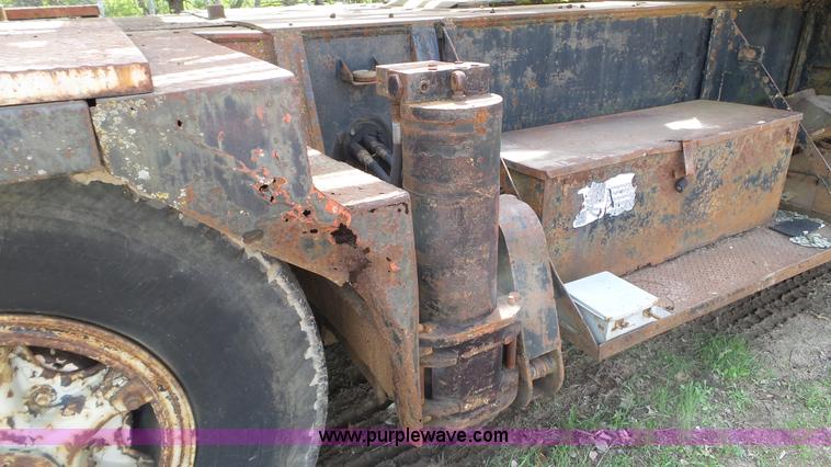 image for item K4677 1970 Link-Belt HC218 truck crane and trailer