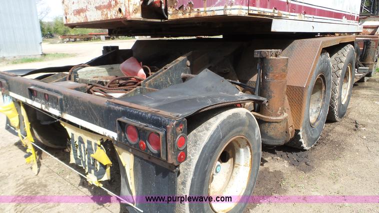 image for item K4677 1970 Link-Belt HC218 truck crane and trailer