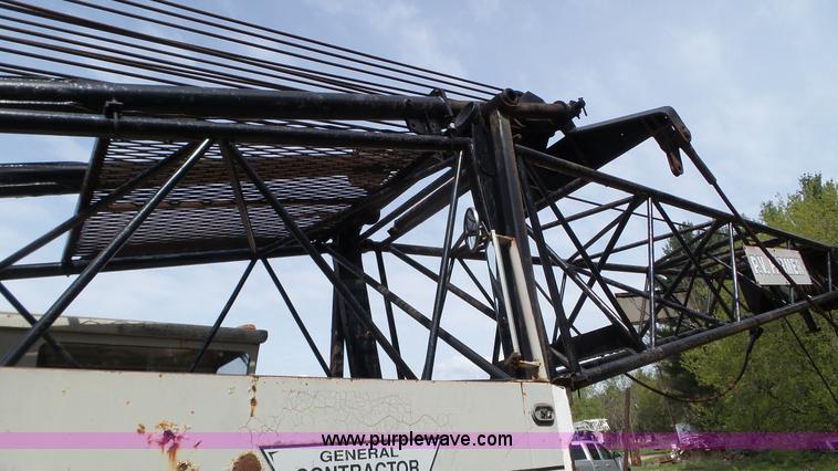 image for item K4677 1970 Link-Belt HC218 truck crane and trailer