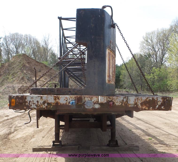 image for item K4677 1970 Link-Belt HC218 truck crane and trailer