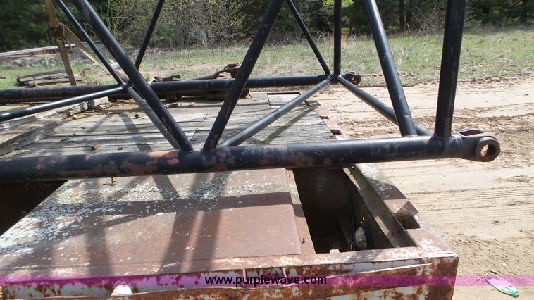 image for item K4677 1970 Link-Belt HC218 truck crane and trailer