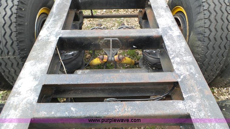 image for item K4678 Truck crane pusher axle