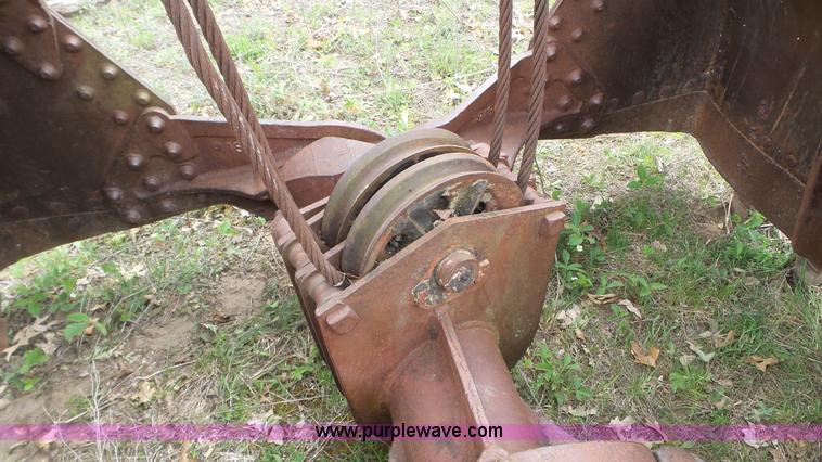 image for item K4679 Owen clamshell bucket