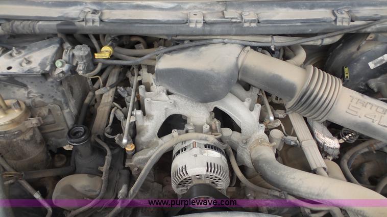 image for item K5202 1999 Ford F250 Super Duty utility truck