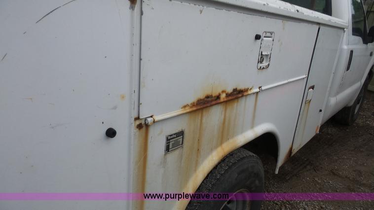 image for item K5202 1999 Ford F250 Super Duty utility truck