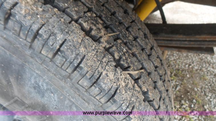 image for item K5202 1999 Ford F250 Super Duty utility truck