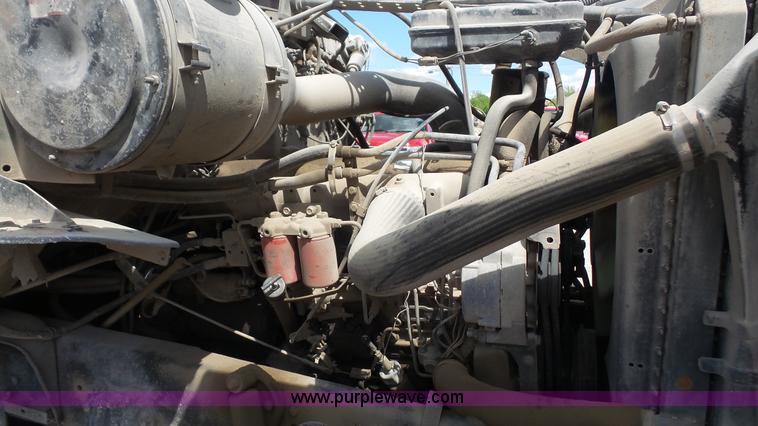 image for item K5217 1989 Ford L8000 tank truck