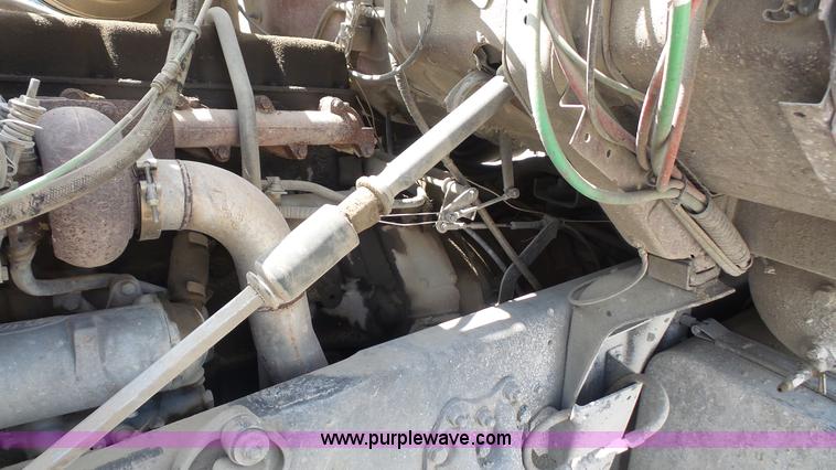 image for item K5217 1989 Ford L8000 tank truck