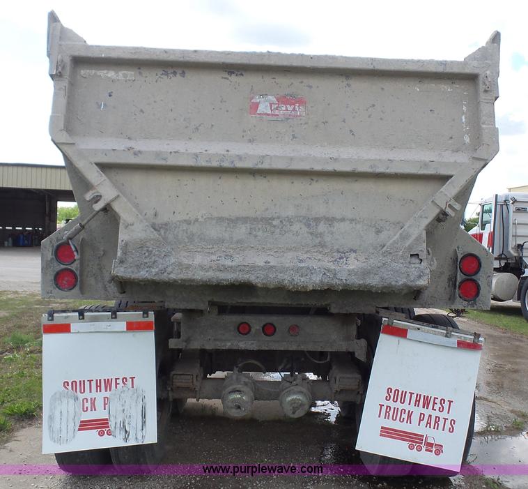 image for item K5219 1999 Travis HRS end dump trailer