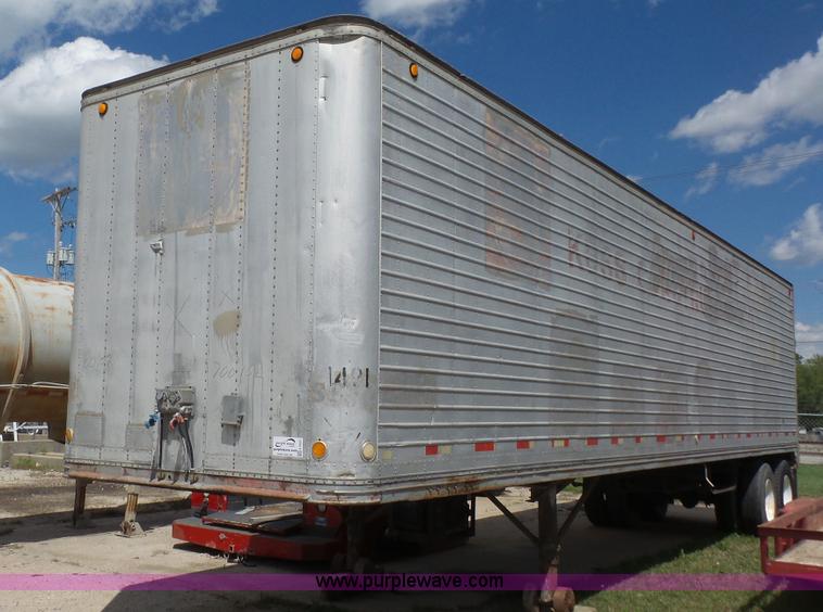 image for item K5223 1962 Trailmobile dry van trailer