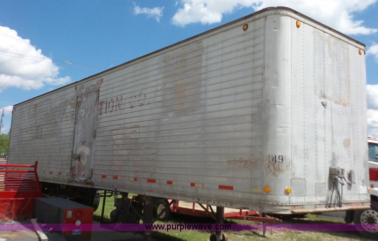 image for item K5223 1962 Trailmobile dry van trailer