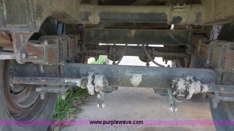 image for item K5223 1962 Trailmobile dry van trailer