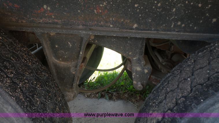 image for item K5223 1962 Trailmobile dry van trailer