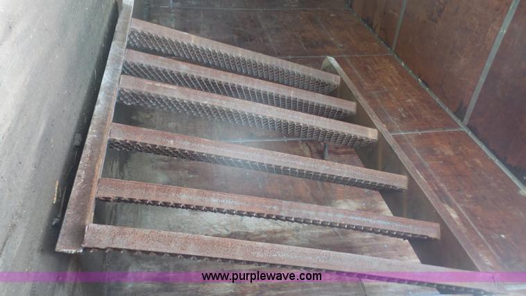 image for item K5223 1962 Trailmobile dry van trailer