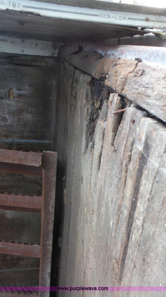 image for item K5223 1962 Trailmobile dry van trailer