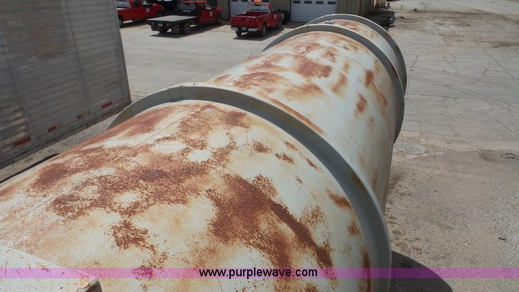 image for item K5225 1981 Fruehauf TE0-F2-R tank trailer