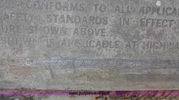 image for item K5225 1981 Fruehauf TE0-F2-R tank trailer