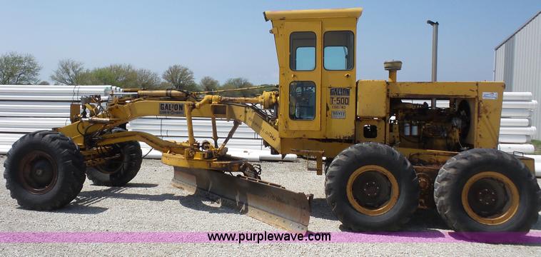 image for item K5227 1975 Galion T500A motor grader