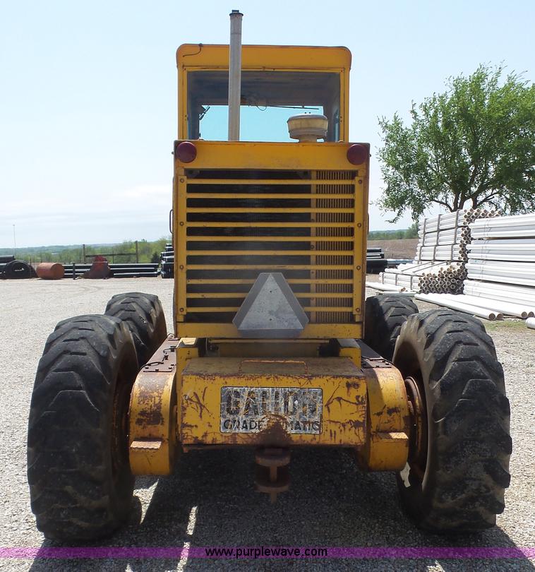 image for item K5227 1975 Galion T500A motor grader