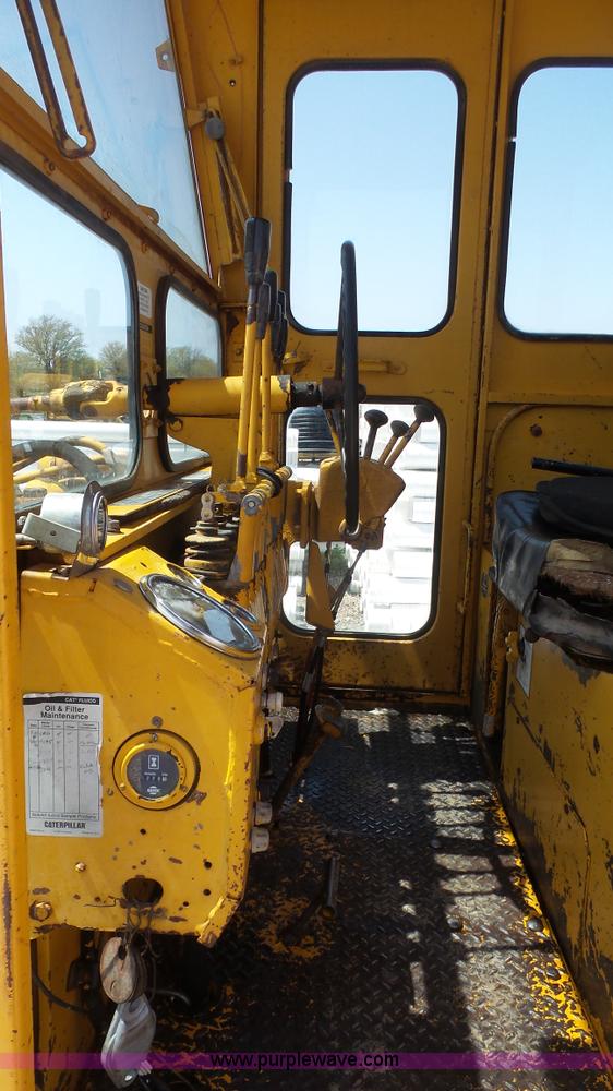 image for item K5227 1975 Galion T500A motor grader