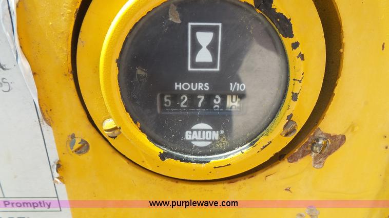 image for item K5227 1975 Galion T500A motor grader