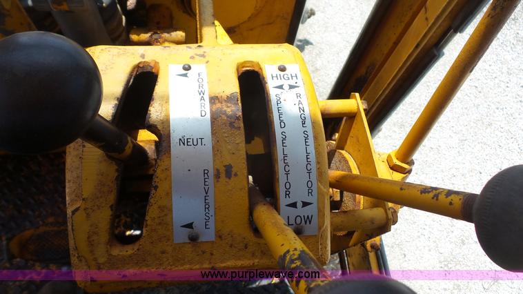image for item K5227 1975 Galion T500A motor grader