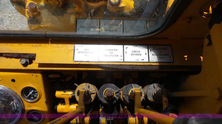 image for item K5227 1975 Galion T500A motor grader