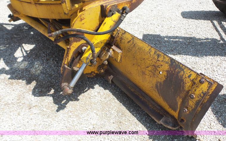 image for item K5227 1975 Galion T500A motor grader