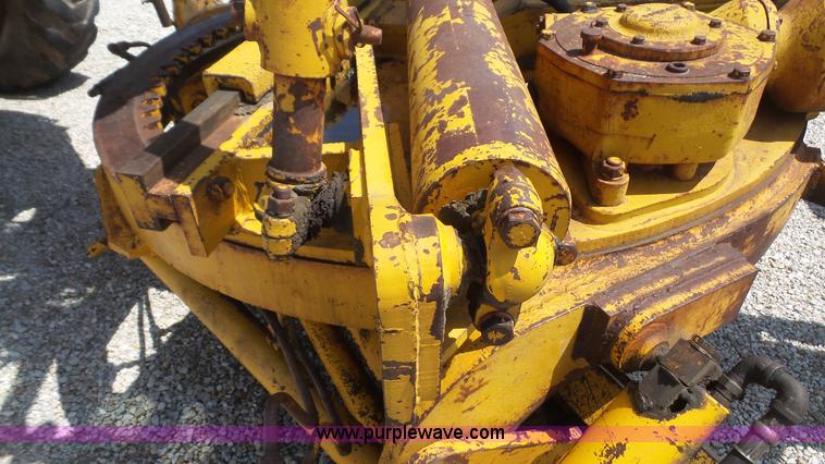 image for item K5227 1975 Galion T500A motor grader