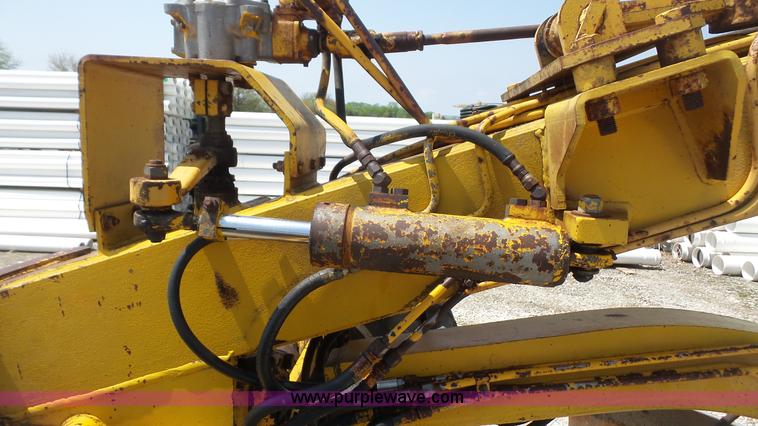 image for item K5227 1975 Galion T500A motor grader