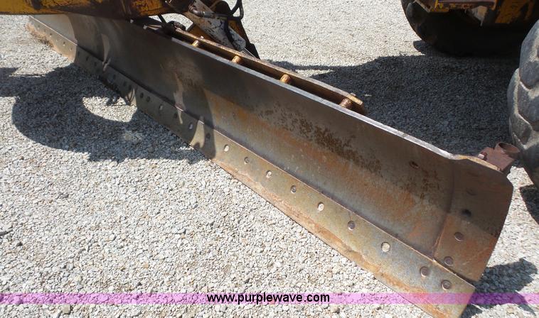 image for item K5227 1975 Galion T500A motor grader