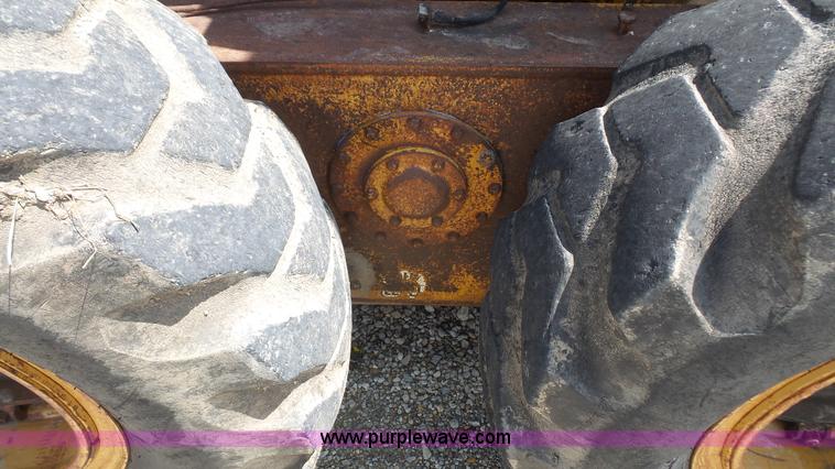 image for item K5227 1975 Galion T500A motor grader