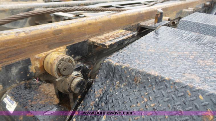 image for item K5231 2003 Mack CV713 roll off truck