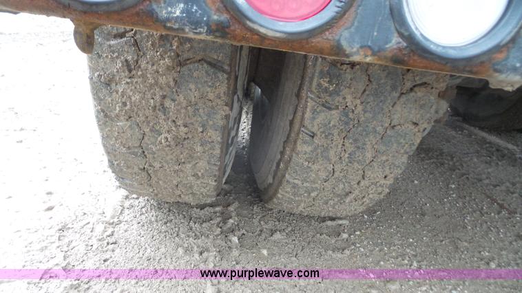 image for item K5231 2003 Mack CV713 roll off truck