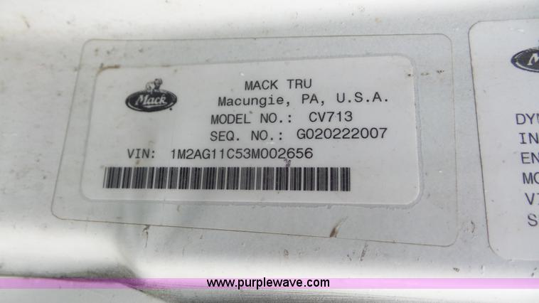 image for item K5231 2003 Mack CV713 roll off truck