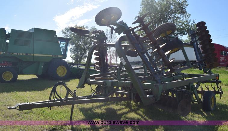 image for item K6575 John Deere disk