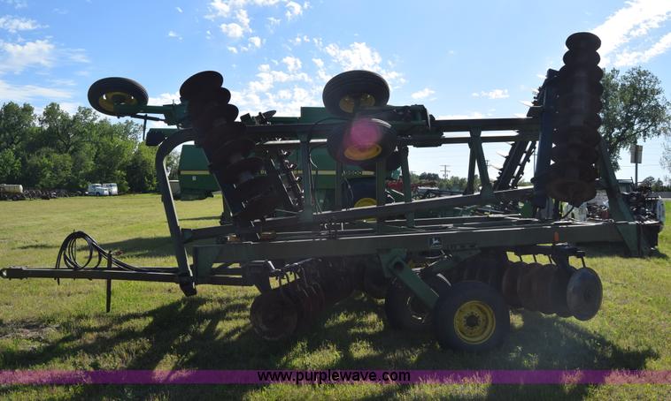 image for item K6575 John Deere disk