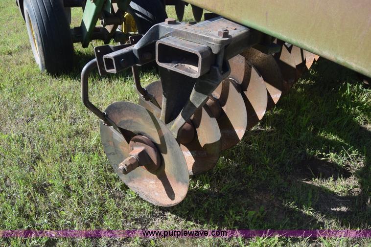 image for item K6575 John Deere disk