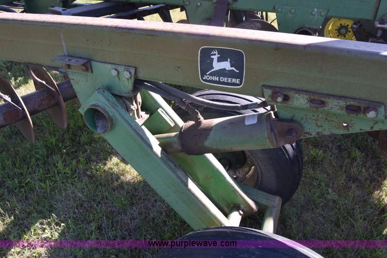 image for item K6575 John Deere disk