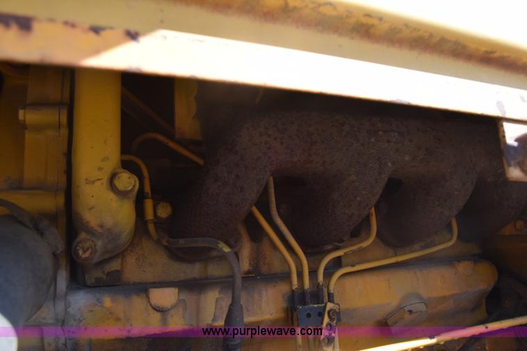 image for item K6576 1985 John Deere 410B backhoe