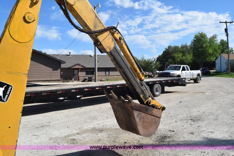 image for item K6576 1985 John Deere 410B backhoe