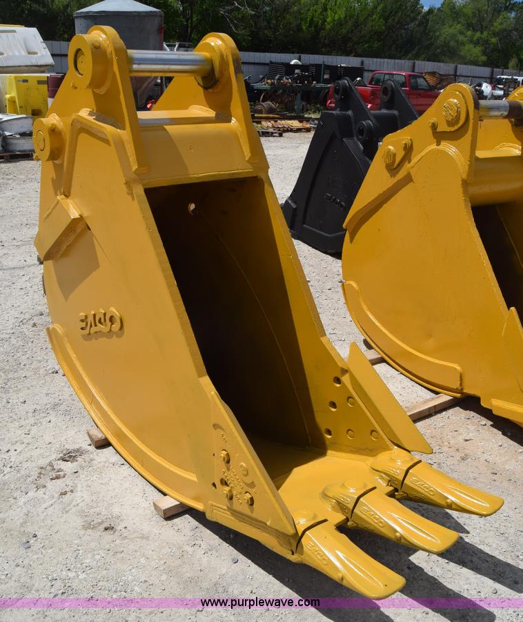 Esco excavator bucket in Lyons, KS Item K6601 sold Purple Wave