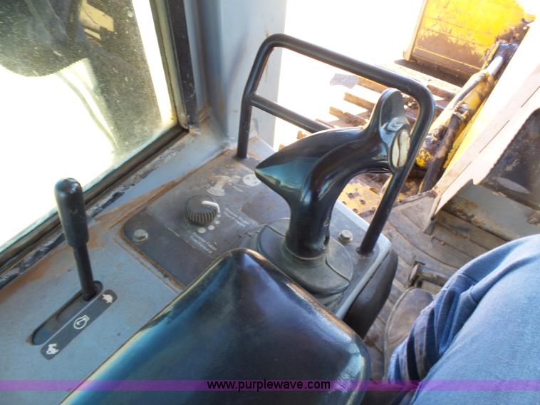 image for item K7219 John Deere 700HXLT dozer