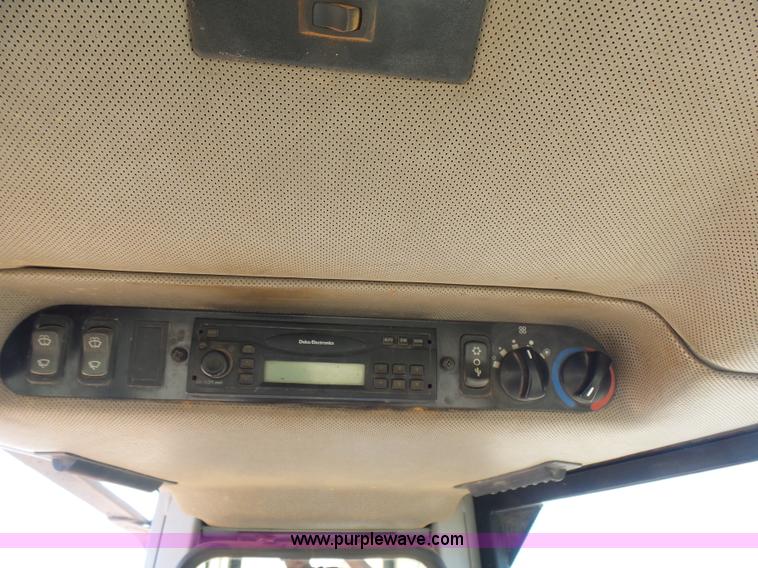 image for item K7219 John Deere 700HXLT dozer