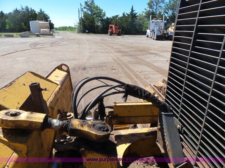 image for item K7219 John Deere 700HXLT dozer