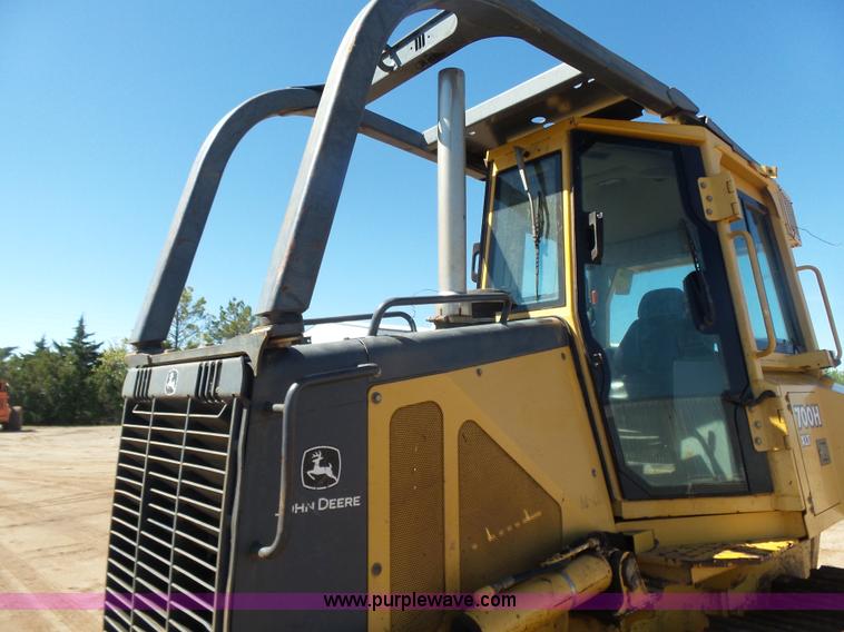 image for item K7219 John Deere 700HXLT dozer